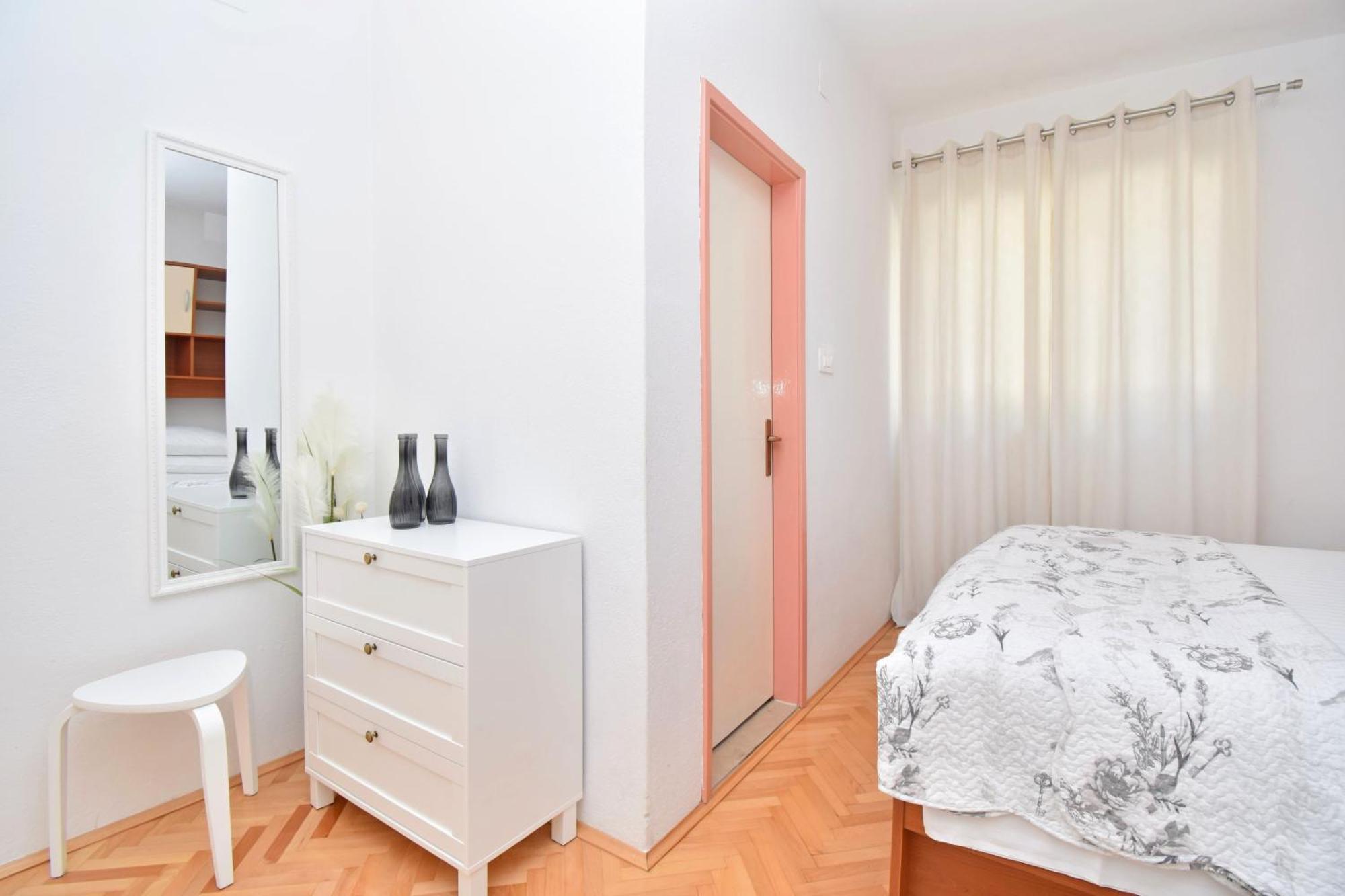 Apartment & Rooms Meri ทูแชพี ภายนอก รูปภาพ